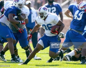 120704119-bruce-hall-of-the-buffalo-bills-runs-during-gettyimages