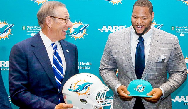 Miami Dolphins: The Mess in Miami, what’s wrong in South Beach